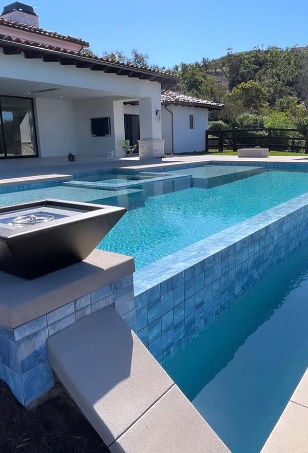 expert pool construction Encino CA